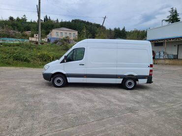 taksi parklari: Yük daşıma ücün müraciət edə bilərsiz