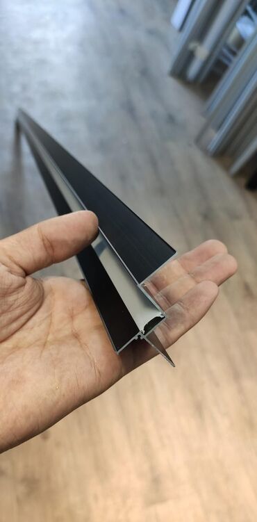 Аксессуары для осветительных приборов: Теневой и парящий профиль для натяжных и ГКЛ потолков. теневой 180сом at lalafo.kg — 5 Аксессуары для осветительных приборов: Теневой и парящий профиль для натяжных и ГКЛ потолков. теневой 180сом — 5