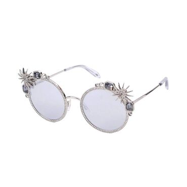 Солнцезащитные очки: Бренд “Swarovski” — это символ утонченной роскоши и исключительного at lalafo.kg — 4 Солнцезащитные очки: Бренд “Swarovski” — это символ утонченной роскоши и исключительного — 4