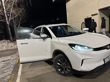 JMEV: JMEV EX5: 2021 г., 1 л, Автомат, Электромобиль, Кроссовер — 12