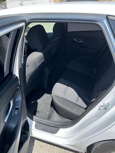 Hyundai: Hyundai i30: 1.6 l | 2018 il Hetçbek — 4