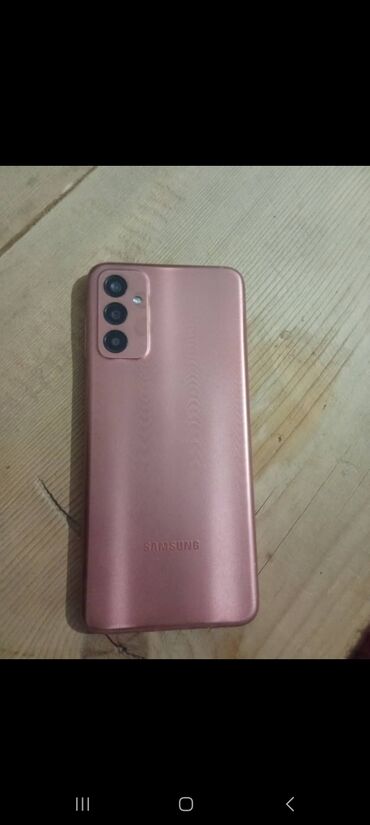 Samsung: Samsung Galaxy F14, Б/у, 128 ГБ, цвет - Розовый, 2 SIM