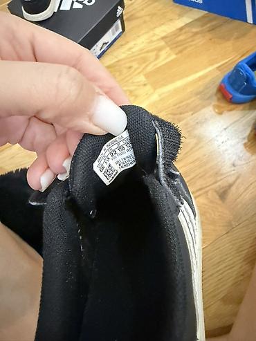 adidas jaket: Rəng - Qara Krossovkalar, Adidas, Ölçü: 22, Uniseks — 4