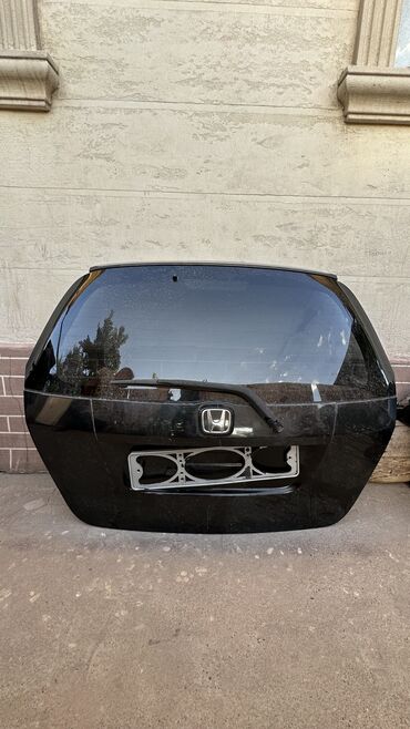 фит крло: Крышка багажника Honda 2005 г., Б/у, цвет - Черный,Оригинал