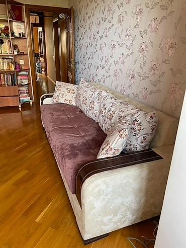 Mebel: İşlənmiş, Divan-kravat, 2 kreslo, Jurnal masası, Bazalı, Açılan — 2