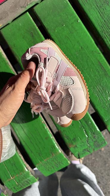 vans knu: Легкие,удобные кроссовки от фирмы Гномик Размер:23/24 Цена:500с в — 7