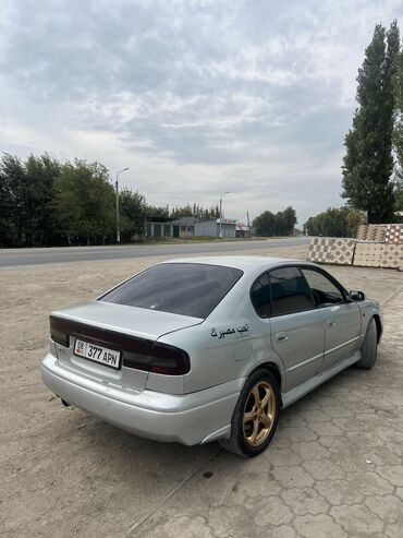 одноместная машина: Subaru : 2000 г., 2 л, Автомат, Бензин