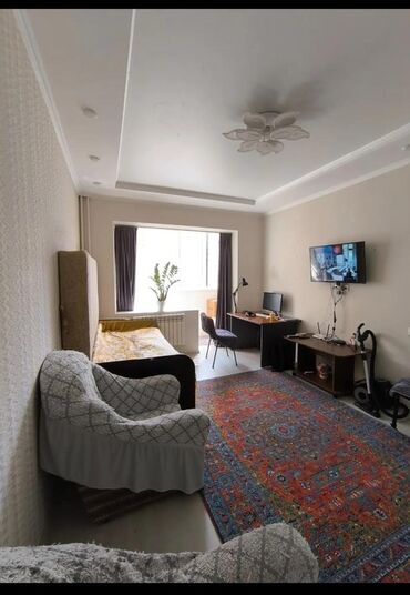 2 комнатные квартиры в бишкеке продажа мкр тунгуч: 1 комната, 36 м², 105 серия, 3 этаж, Евроремонт