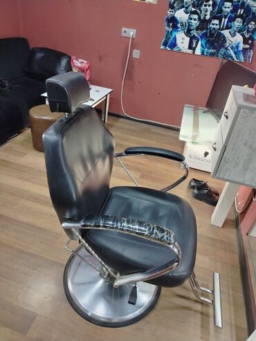 güzgülü salon: Təcili satılır, 200 verən olsa 2 ag syrmalı skaflarıda verərəm