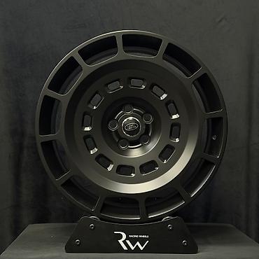 range rover 2012: Диски R 22 Комплект, отверстий - 5, Новый — 1