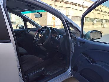 2 4 д: Mitsubishi Colt: 2003 г., 1.3 л, Автомат, Бензин, Хэтчбэк — 8
