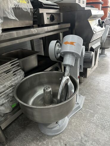 Xəmir yoğuran aparatlar: 15 kq, İran, Nağd ödəniş — 9