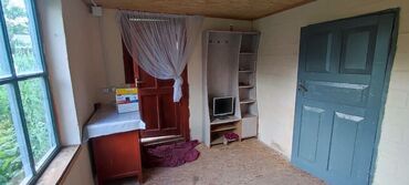 пишпек дом продать: 15 кв. м, 2 бөлмө, Жертөлө, ороо, Забор, тосулган
