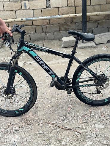 Velosipedlər: İşlənmişdir. Neçə vaxtı sürülmür. Skorusdarı işdəmir. Amatızatırı təzə — 4