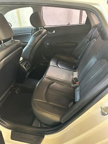Продажа авто: Kia K5: 2017 г., 2 л, Газ, Седан — 10