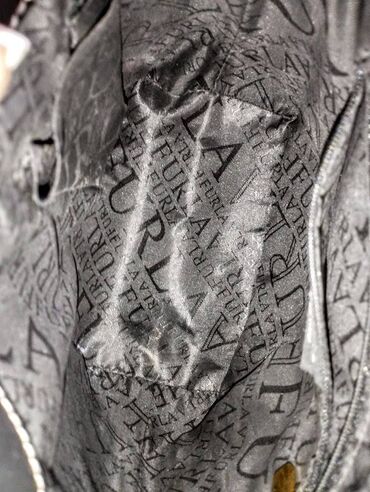 Torbe: Furla kožna torbica Prelepa manja Furla torba od prirodne kože u na lalafo.rs — 4 Torbe: Furla kožna torbica Prelepa manja Furla torba od prirodne kože u — 4