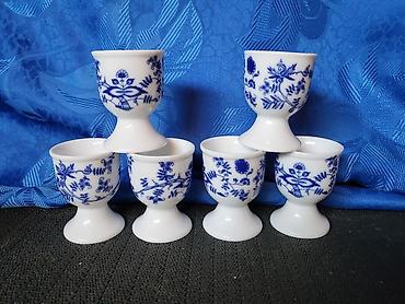 sobne lampe: Porcelanska nova,vintaz postolja za jaja. Postolja za jaja. Komada 6 — 6