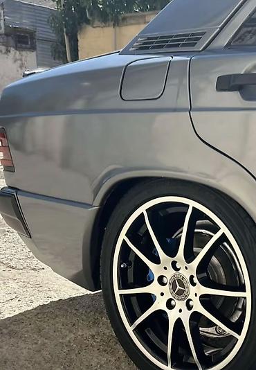 Mercedes-Benz yüngül lehimli disklər və təkər dəsti - Model