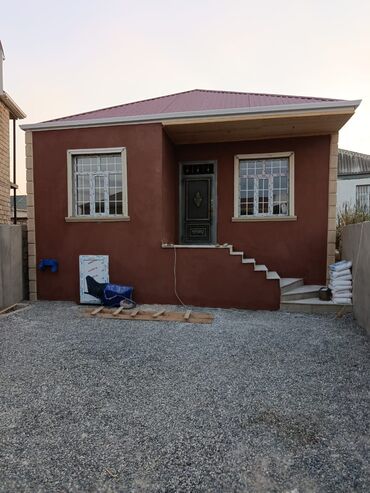 nabran ev: Savxoz Ramana da 296 saylı məktəbə paliknikaya 80 metr məsafədə içində