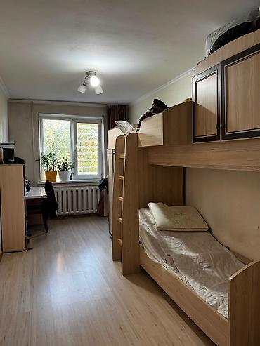 Продажа квартир: 3 комнаты, 58 м², 10 мкр 104 серия, 4 этаж — 14