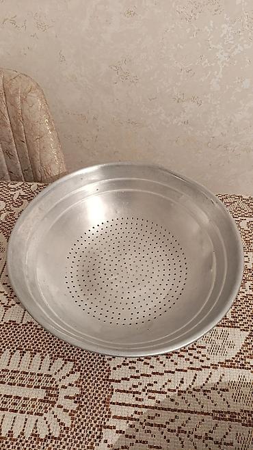 Qab-qacaq və mətbəx ləvazimatları: Alüminium süzgəc qab - Material: yüngül və davamlı alüminium - Forma — 1