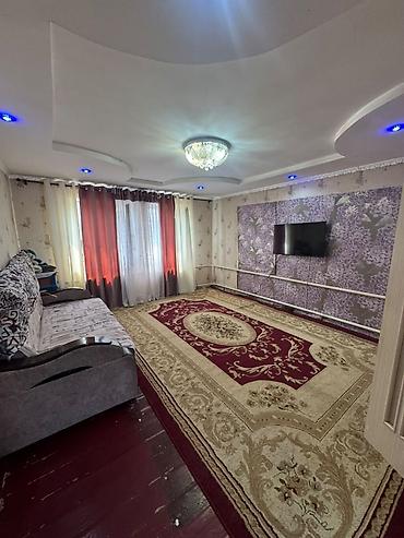 дом пр: Продается дом в с.Гавриловка по ул.Чекменова.От трассы 500м. Дом из — 6