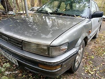 Toyota: Toyota Corolla: 1991 г., 1.3 л, Кол менен иштөөчү, Бензин, Седан — 5