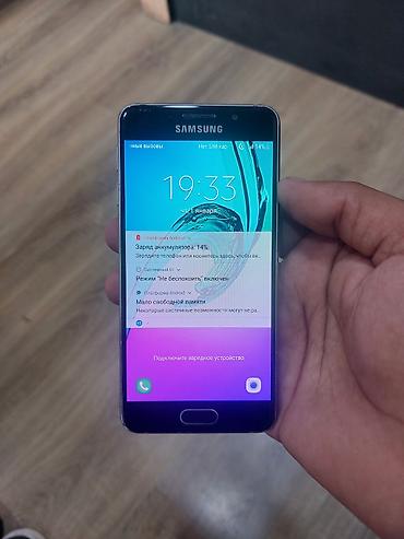 Samsung Galaxy A3 2016, 16 GB, rəng - Qara, İki sim kartlı