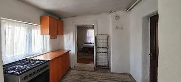 объявления о продаже дома: 3 комнаты, 72 м², 3 соток, Бишкек, Аламединский рынок / базар Агентство недвижимости — 3