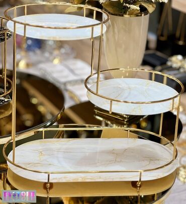 Rəflər, etajerkalar: Qızılı metal karkaslı mərmər naxışlı 2 və 3 mərtəbəli — 4