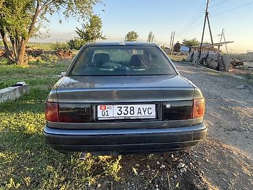 a4 b7: Audi 100: 1992 г., Механика, Бензин, Седан — 2