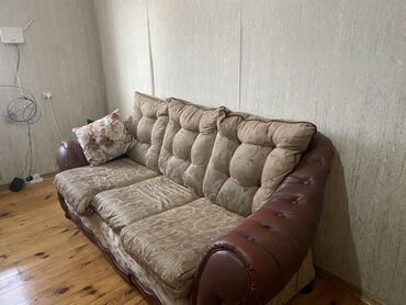 Divan və kreslo dəstləri: Klassik divan, Divan — 1