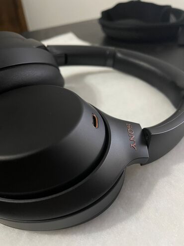 Headphones: Sony WH1000XM3, slusalice u besprekornom stanju bez ikakvih tragova