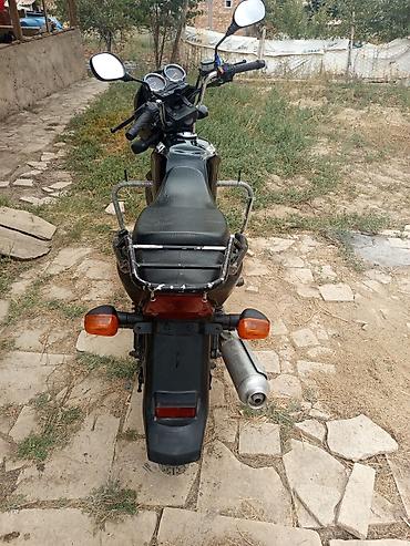 мото ролик: Мотоцикл Suzuki GT125, черный - Классический дорожный байк 125 см³ с — 3