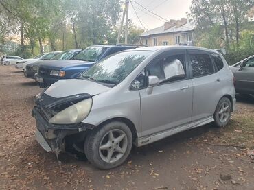 блок абс приус 20: Honda Fit (GE/GD, 5‑дверный хэтчбек), серебристый. Автомобиль после