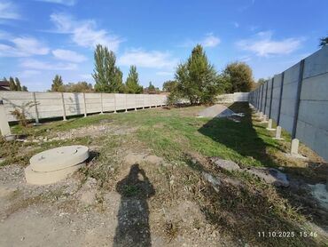 продаю дом в городе токмок: 5 соток, Курулуш, Кызыл китеп