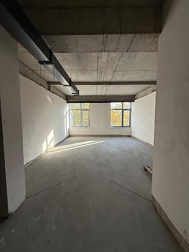 Продажа офисов: Продажа офисов 43 м², Без ремонта, Без мебели, Бизнес центр, 3 этаж — 9