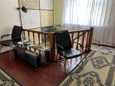 Посуточная аренда комнат: 100 м², С мебелью — 4