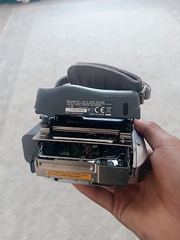 чехлы на ключ: Видеокамера Sony Handycam DCR‑HC32E (MiniDV) - Компактная цифровая — 4