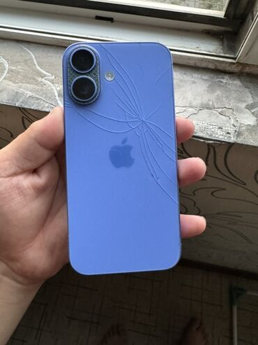 продажа сломанных телефонов: IPhone 16, Б/у, 128 ГБ, Синий