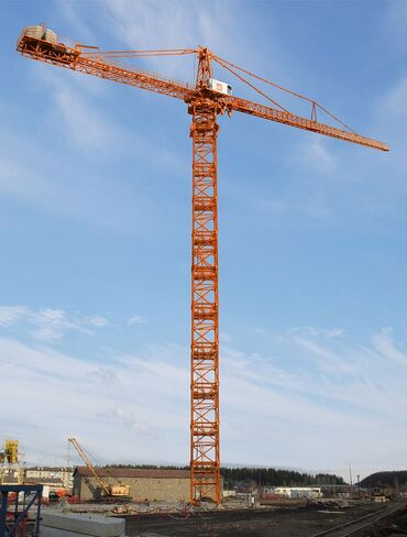 башенный кран: Автокран, 2010 г.