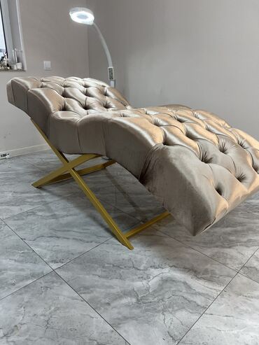 Другое оборудование для салонов красоты: Маникюрный стол Полки под лаки Лабораторный шкаф Шкаф под сухожар — 43