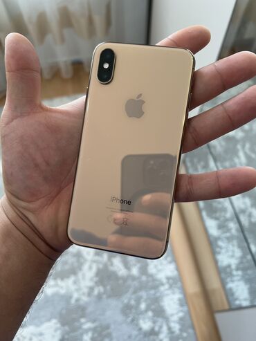 Apple iPhone: Apple iPhone iPhone Xs — 9