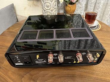 Səs gücləndiriciləri: Модель: Peachtree Audio Carina X. Hypex N Core X Series — 7