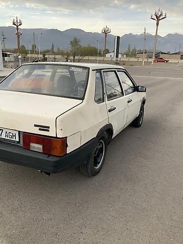 zil 130: ВАЗ (ЛАДА) 21099: 1993 г., 1.5 л, Механика, Бензин, Седан — 8