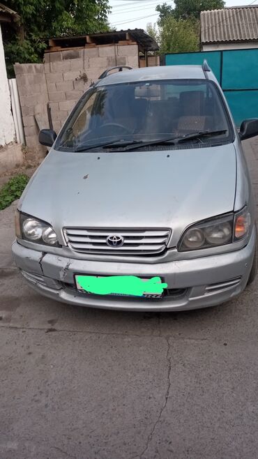 срочно срочно продам машину: Toyota Ipsum: 1996 г., 2 л, Автоматические, Бензин, Минивэн