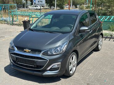 автомобиль гелик: Chevrolet Spark: 2018 г., 1 л, Вариатор, Бензин, Хетчбек