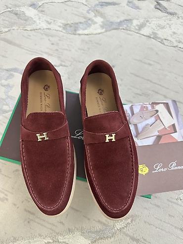 туфли лоро: Бордовые лоферы Loro Piana из натуральной замши. Премиальное — 2