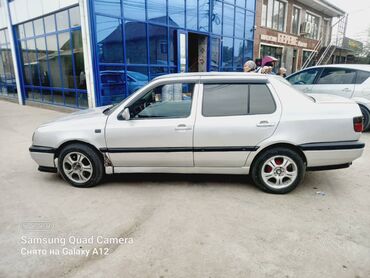купить диски на машину: Volkswagen Vento: 1996 г., 1.8 л, Механика, Седан