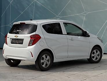 Chevrolet: Chevrolet Spark: 2020 г., 1 л, Автомат, Бензин, Хэтчбэк — 5